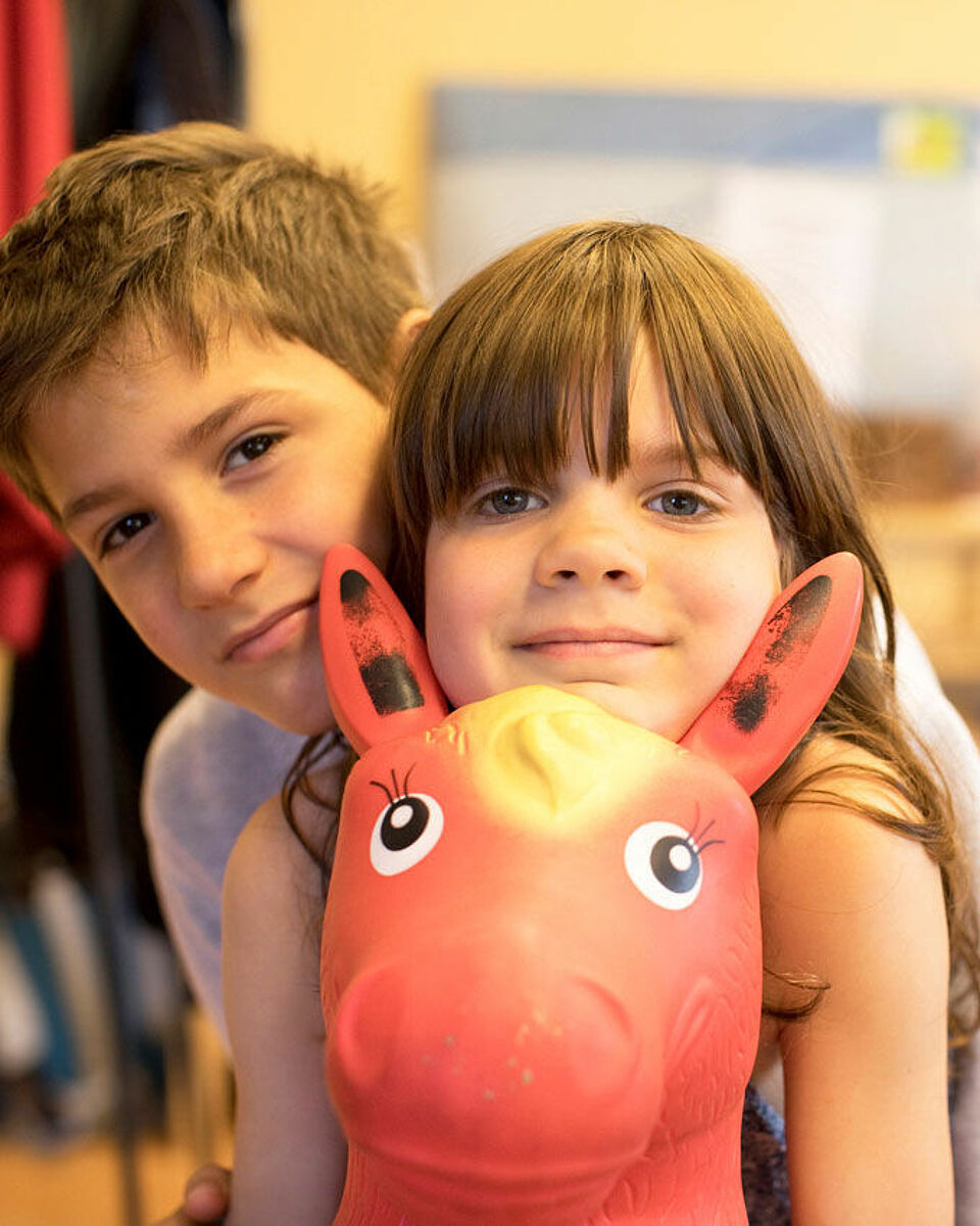 Wer kann an der Väter- und Großväterarbeit des DRK teilnehmen? Wer kann an der Väter- und Großväterarbeit des DRK teilnehmen?